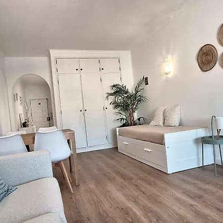 Appartement Timi's House - Espaçoso A 350 M Da E Centro Da Velha Albufeira