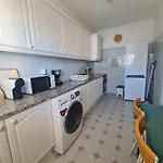 Timi's House - Espacoso A 350 M Da E Centro Da Velha Albufeira