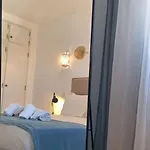 Timi's House - Espacoso A 350 M Da E Centro Da Velha