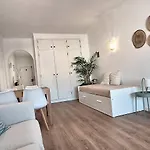 Apartmán Timi's House - Espacoso A 350 M Da E Centro Da Velha Albufeira