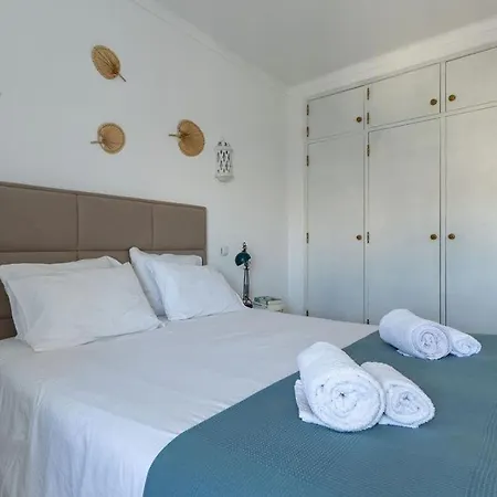 Timi's House - Espacoso A 350 M Da E Centro Da Velha *